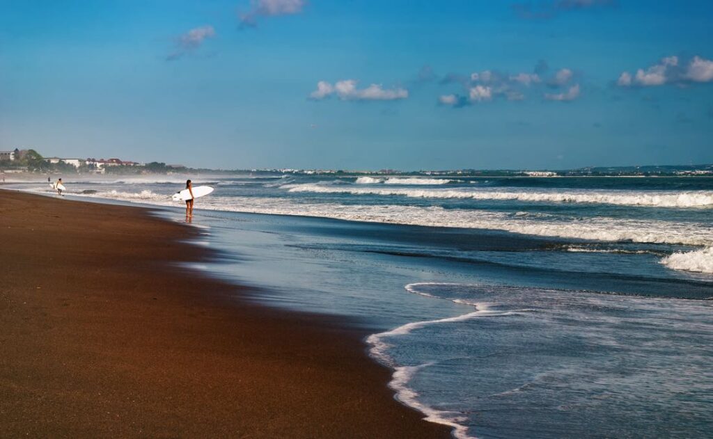 Лучшие пляжи Бали в 2023 году: плавание, серфинг.